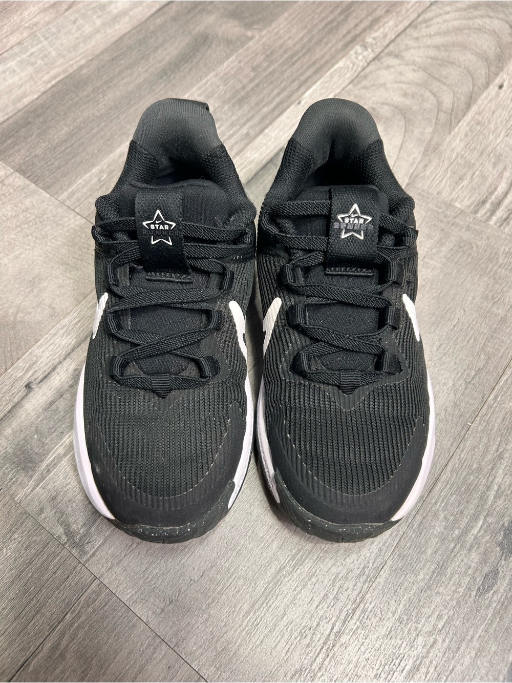 Nike Kids Black Star Runner 4